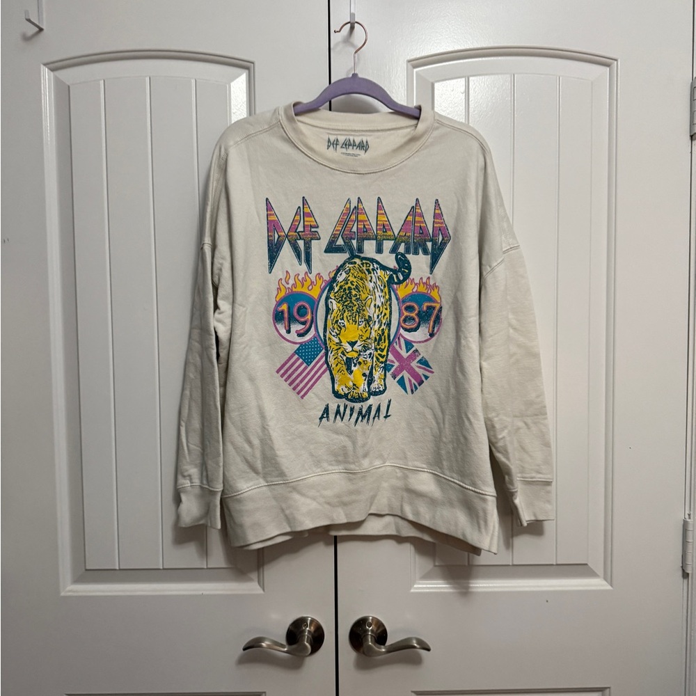 Def Leppard Graphic Sweatshirt
